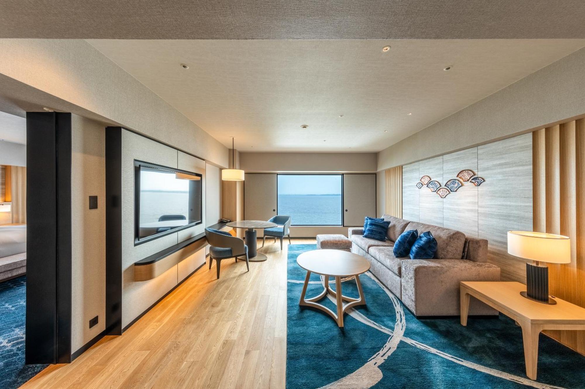 Hilton Tokyo Bay Hotel Urayasu Exterior foto
